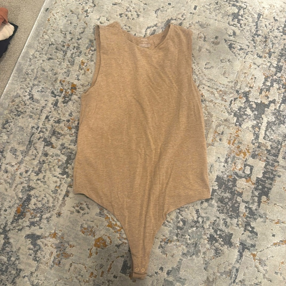 NWOT Women's Classic Crew Tank Bodysuit - Heather Cinnamon